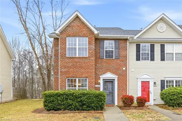 1664 Olivers Crossing Circle, Winston-Salem, NC 27127