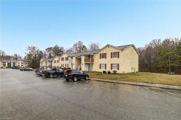 511 Mystic Drive #E, Greensboro, NC 27406