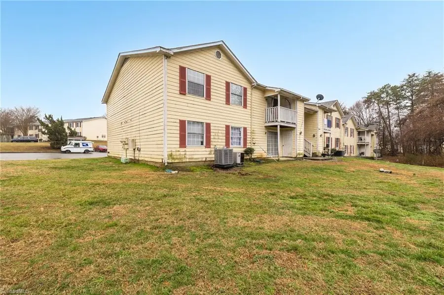 511 Mystic Drive #E, Greensboro, NC 27406 - #2