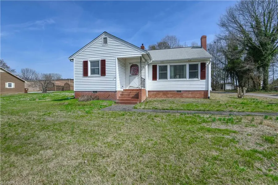 416 Greenwood Drive, High Point, NC 27262 - #3