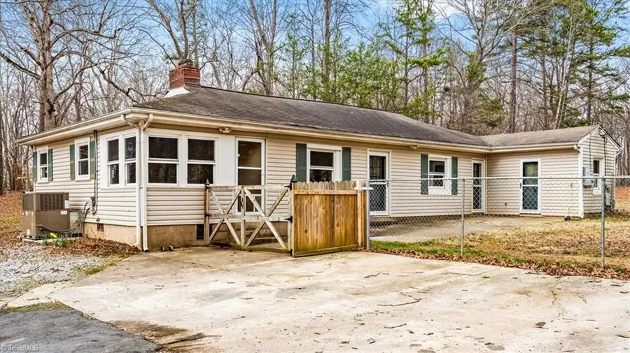 9185 Us Highway 220 Bus N, Randleman, NC 27317 - #3