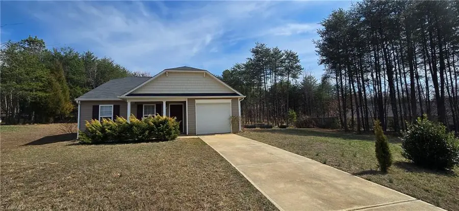 125 Delia Run, Madison, NC 27025 - #2