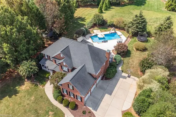 7011 Mustang Court, Summerfield, NC 27358