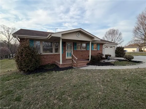 200 Arlington Street, Mount Airy, NC 27030