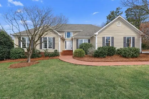 415 N Greenbriar Road, Statesville, NC 28625