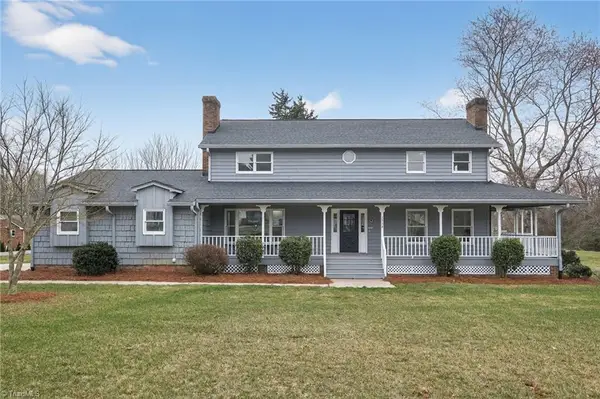 1516 Country Lane, Kernersville, NC 27284