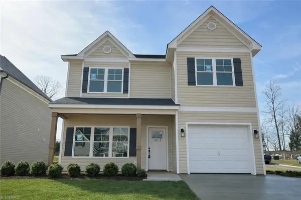 1913 Wild Rosewood Way, Winston-Salem, NC 27103