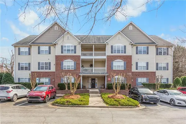 4702 Brighton Park Drive #3D, Winston-Salem, NC 27103