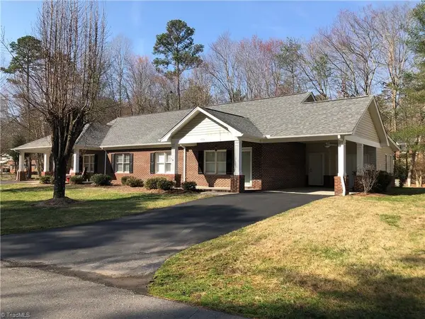 1711 Inglebrook Trail, Mount Airy, NC 27030