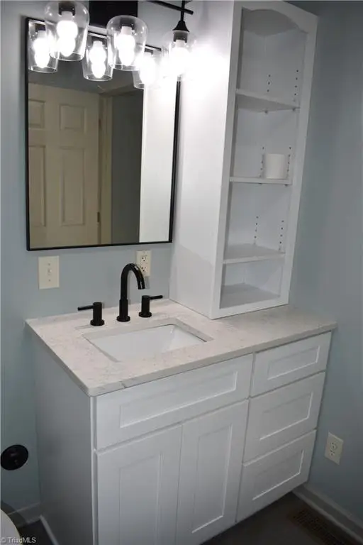 5285 E Holly Grove Road, Thomasville, NC 27360 - #2