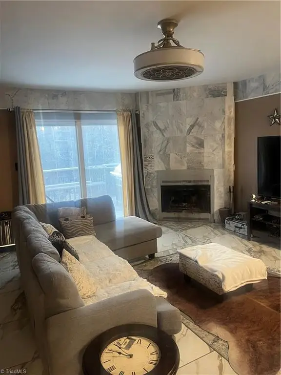 311 E Montcastle Drive #F, Greensboro, NC 27406 - #3