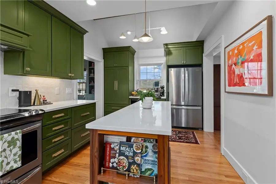 221 Wrenn Avenue, Mount Airy, NC 27030 - #3