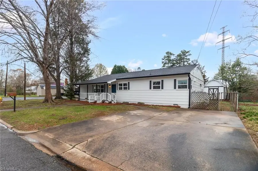308 School Street, Lexington, NC 27292 - #3