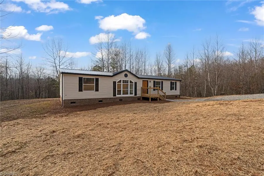 291 Francis Gillian Lane, Jonesville, NC 28642 - #2