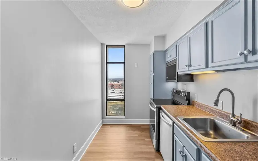 1101 N Elm Street #1404, Greensboro, NC 27401 - #3