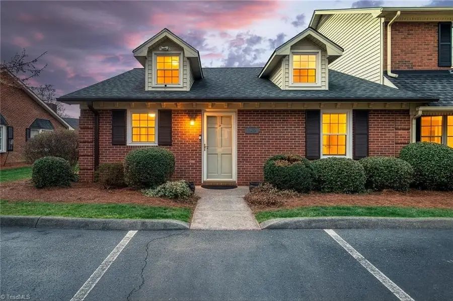 126 Chrisfield Circle, Winston Salem, NC 27104 - #2