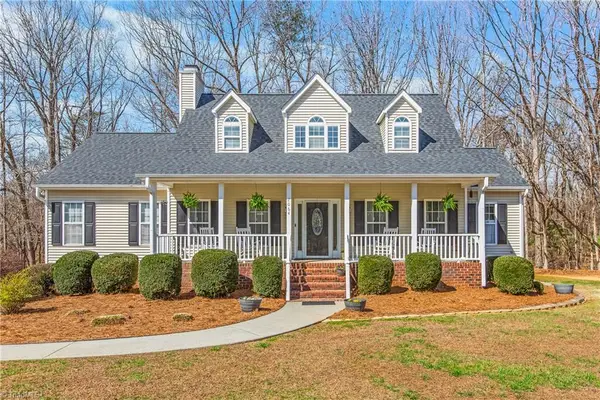 2064 Union Cross Road, Winston-Salem, NC 27107