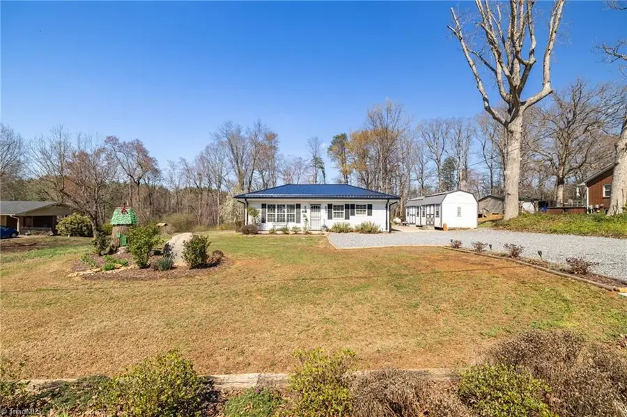 1067 Nc Highway 87, Reidsville, NC 27320 - #2