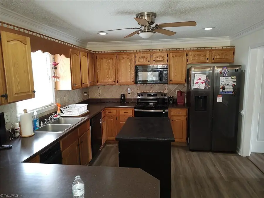 6004 Stone Bluff Drive, Clemmons, NC 27012 - #2