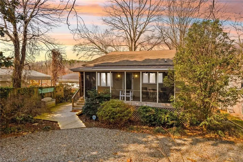 1331 Hickory Point Drive, Lexington, NC 27292 - #1