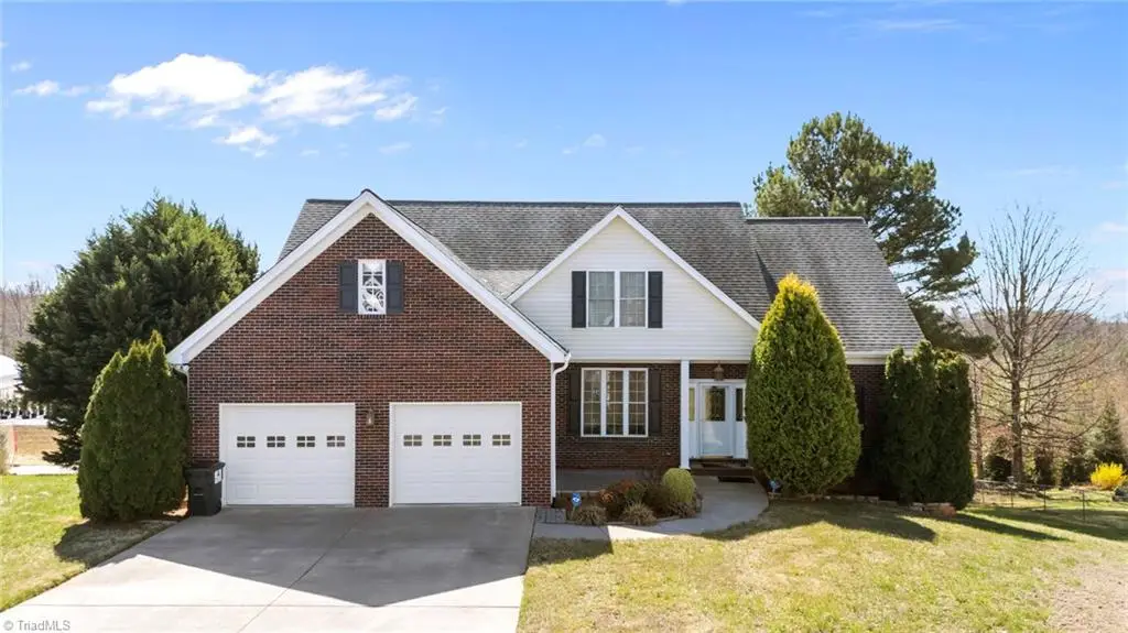 1055 Oxford Lane, King, NC 27021 - #1