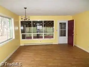 125 Florida Avenue, Mount Airy, NC 27030 - #1