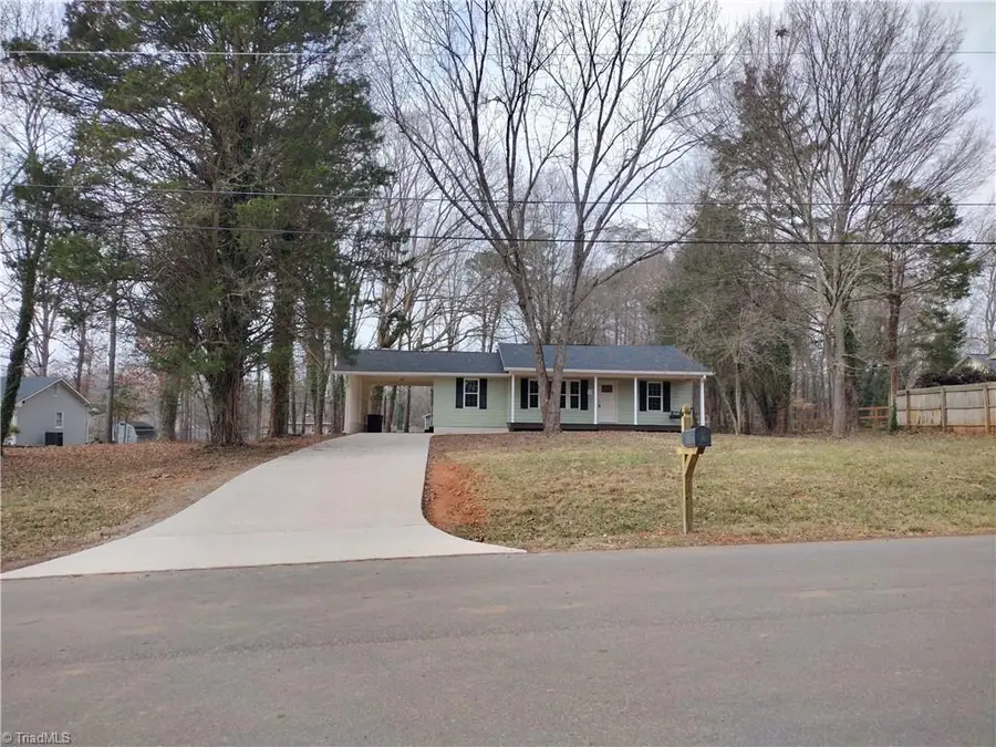 424 Auburndale Street, Winston Salem, NC 27104 - #2