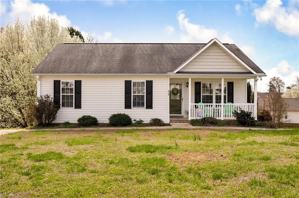 11 Stoney Point Court, Thomasville, NC 27360 - #1