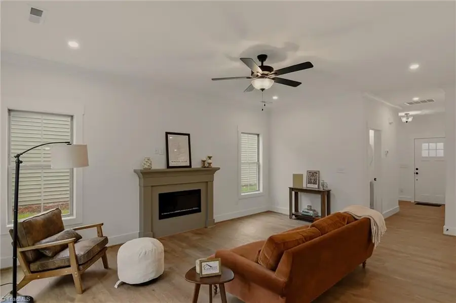 824 Vandar Drive, Winston Salem, NC 27106 - #3