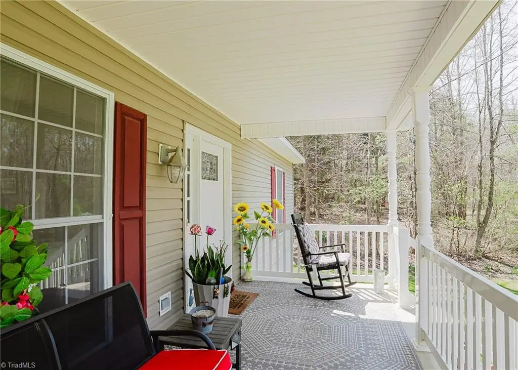 634 Swannanoa Avenue, Liberty, NC 27298 - #1