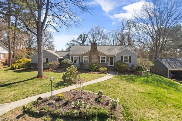 1035 Wendover Circle, Winston-Salem, NC 27104