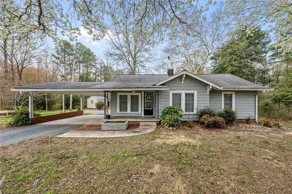 5498 S Us Highway 220, Asheboro, NC 27205