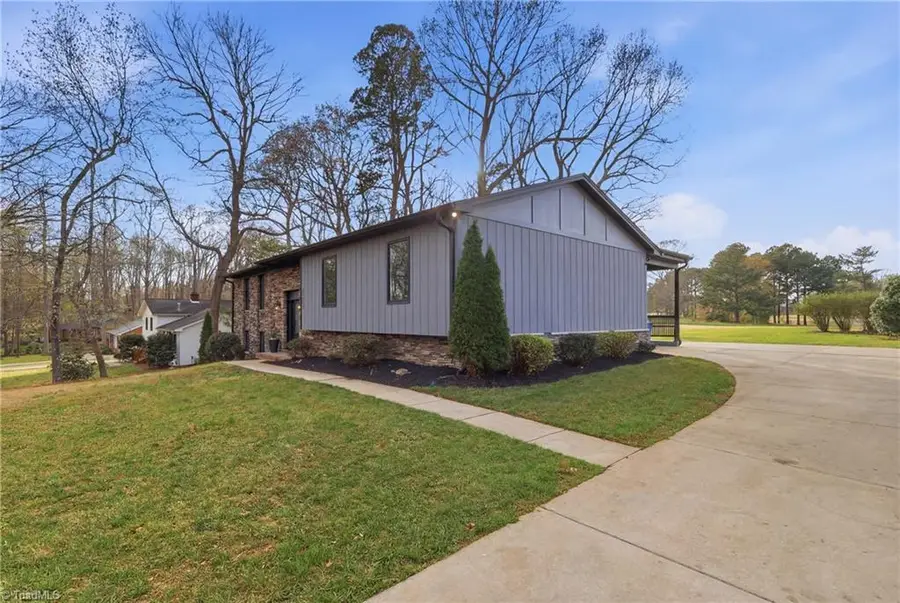 4900 Forest Oaks Drive, Greensboro, NC 27406 - #3