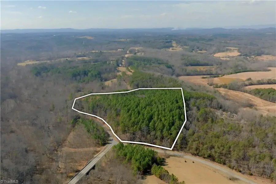 1089 Smith Road S, Westfield, NC 27053 - #3