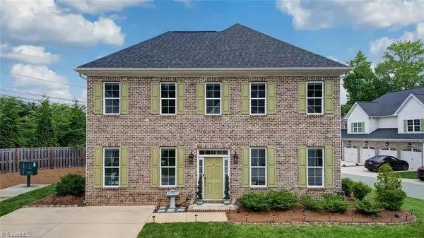 2 Gingerly Way, Greensboro, NC 27455