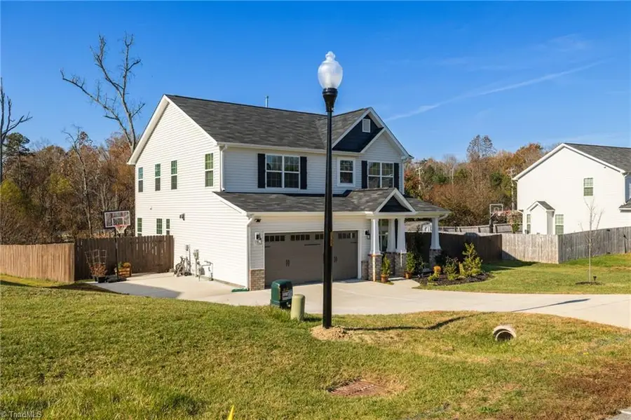 128 S Honey Locust Drive, Thomasville, NC 27360 - #3