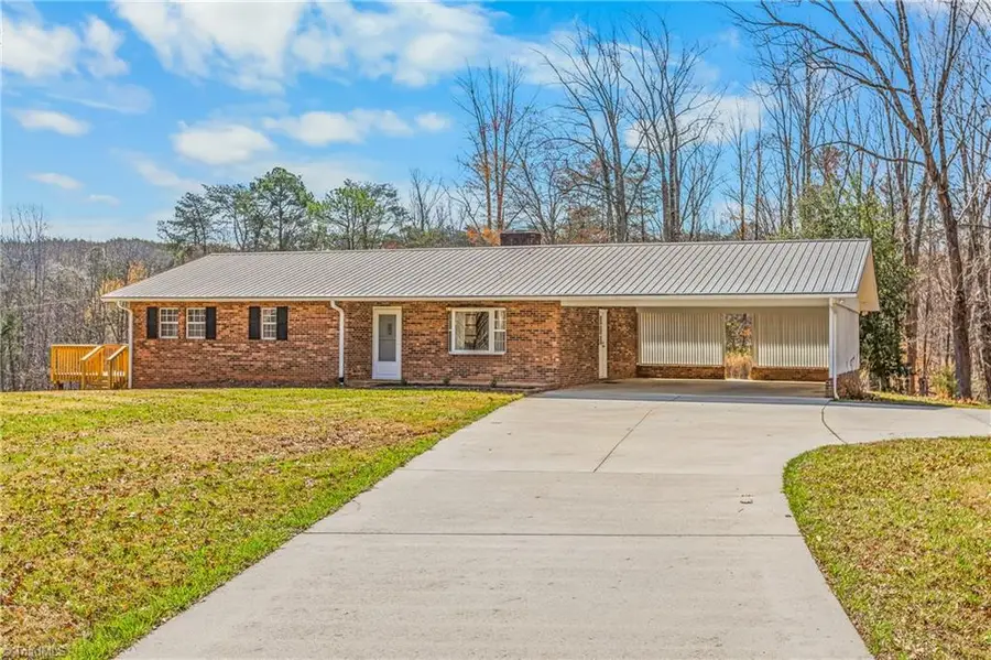 435 Seven Island Road, Danbury, NC 27016 - #3