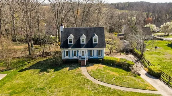 9516 White Tail Trail, Kernersville, NC 27284