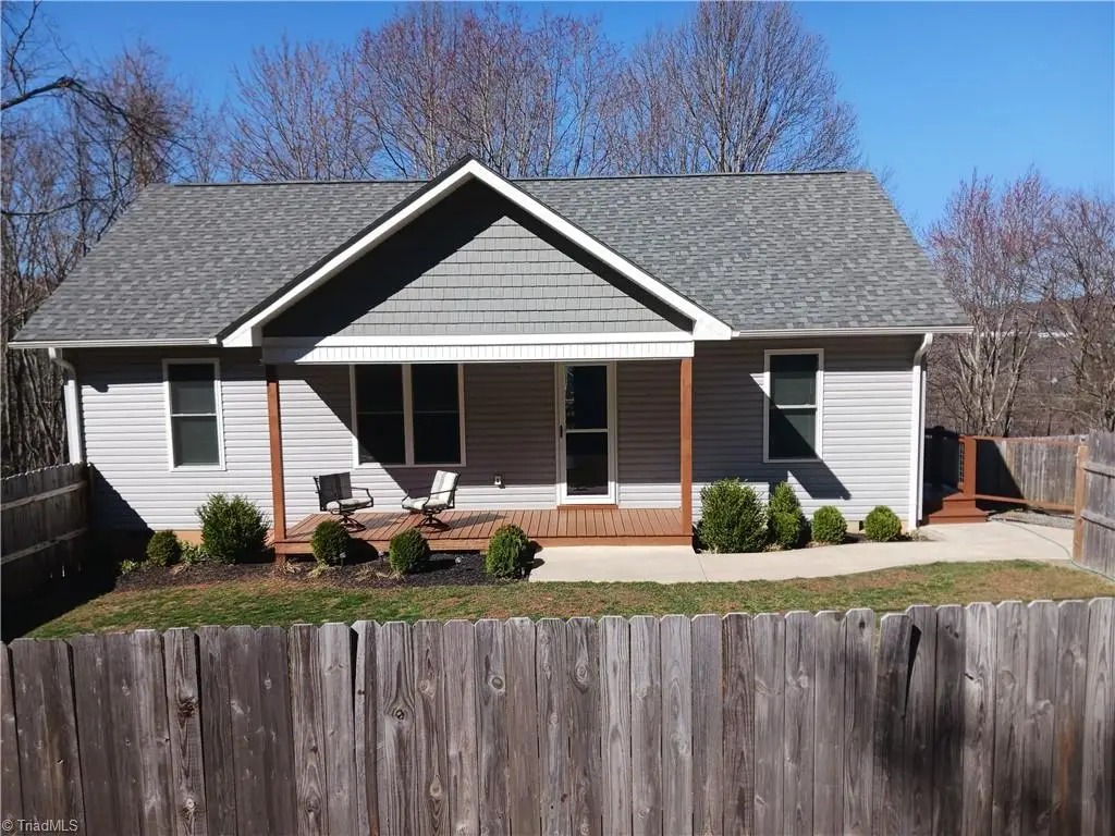 36 Lake Street, Sparta, NC 28675 - #1