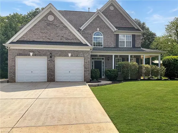 107 Autumn Frost Avenue, Statesville, NC 28677