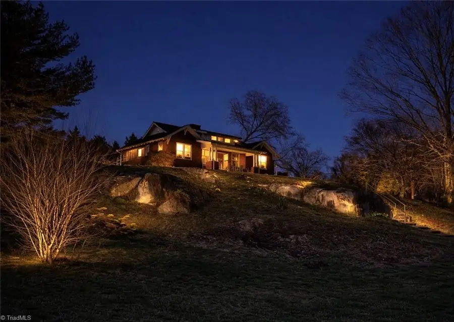 549 E Pine Street, Mount Airy, NC 27030 - #3