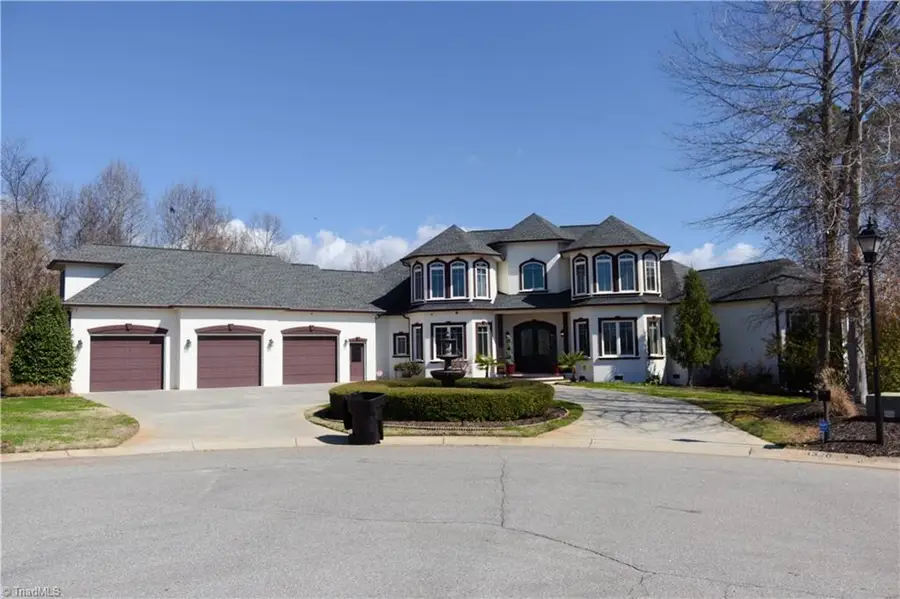 1326 Lochshire Drive, Burlington, NC 27215 - #2