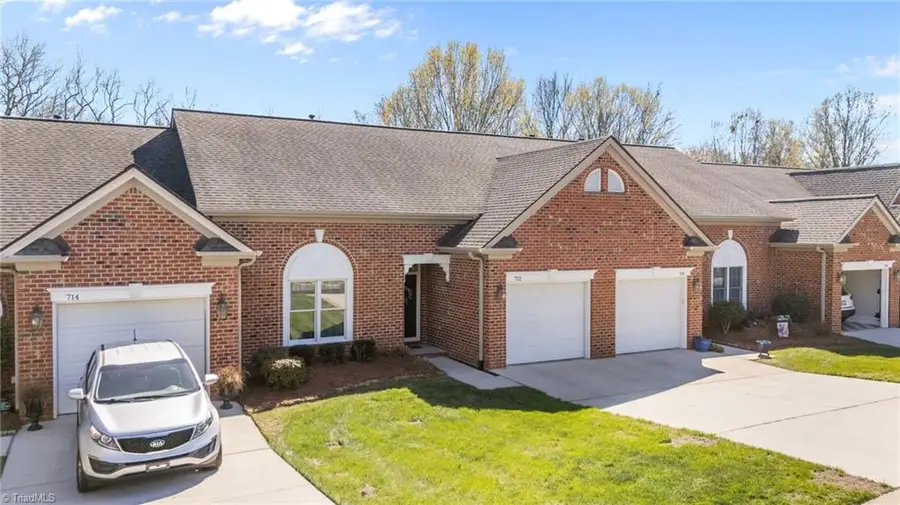 712 Vinebury Lane, High Point, NC 27265 - #3