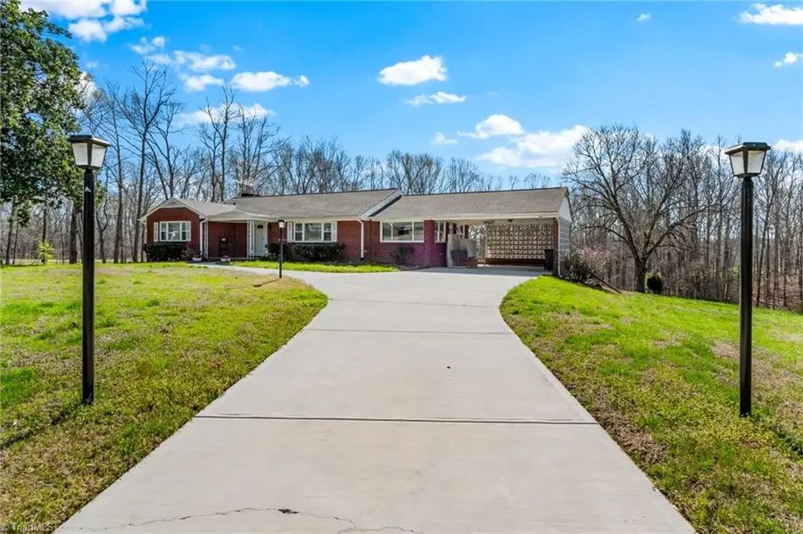 3291 Burton Road, Thomasville, NC 27360 - #3