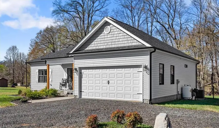 3489 Vance Street Extension, Reidsville, NC 27320 - #3