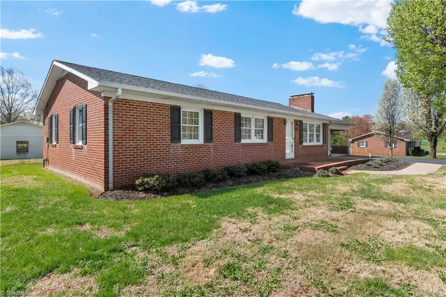 612 Main Street, Boonville, NC 27011 - #3