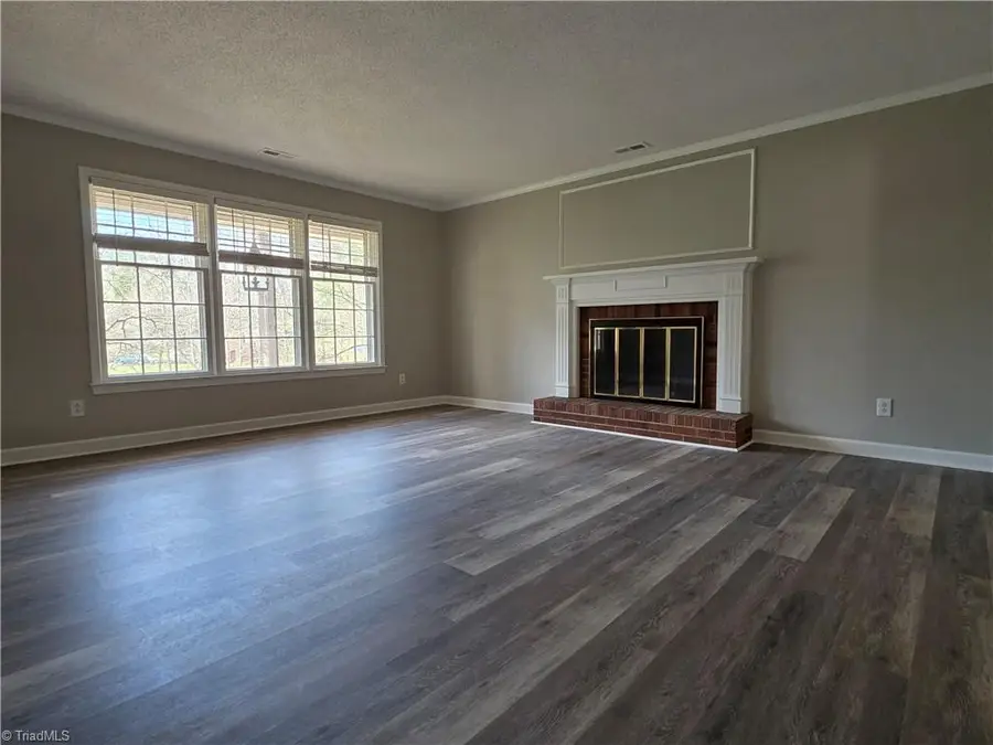 157 Woodbriar Road, Winston Salem, NC 27106 - #2