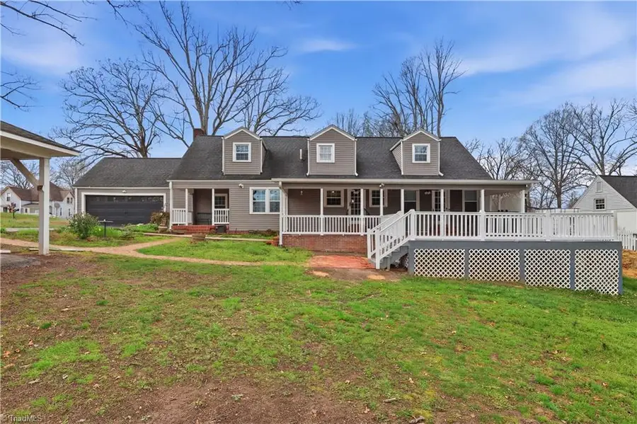 201 Stone Street, Thomasville, NC 27360 - #3