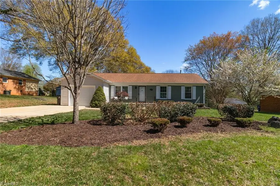 1015 Gales Avenue, Winston Salem, NC 27103 - #2