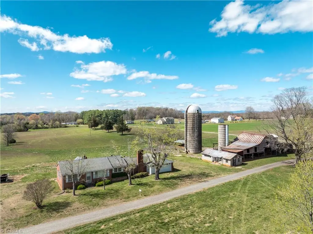 2012 Old Fletcher Road, Yadkinville, NC 27055 - #1